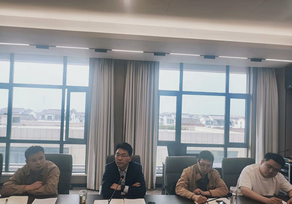 邵德軍董事長調(diào)研高郵鴨集團工作 (2)_副本.jpg