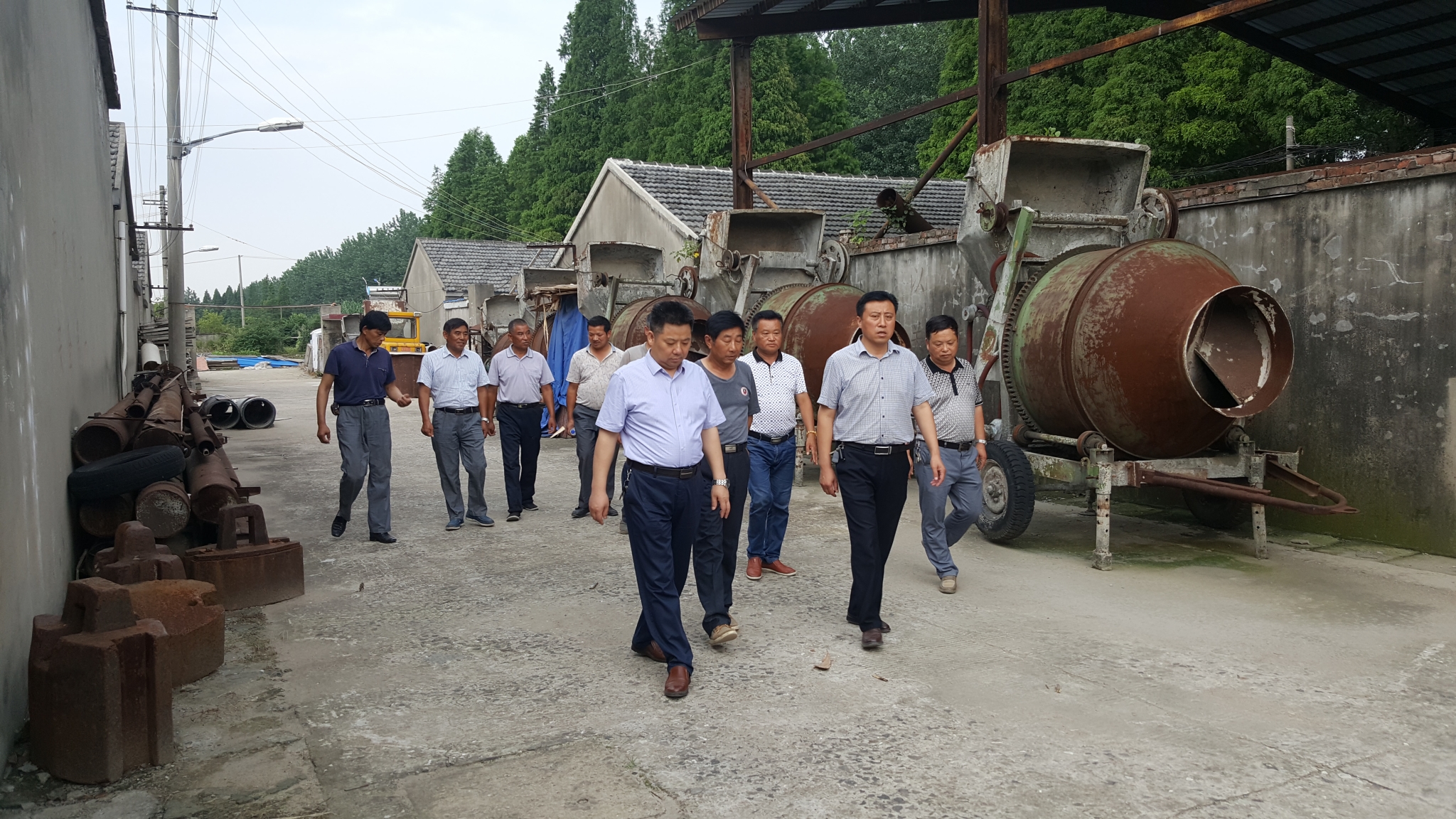 水建負(fù)責(zé)人赴租賃部門(mén)_看圖王.jpg